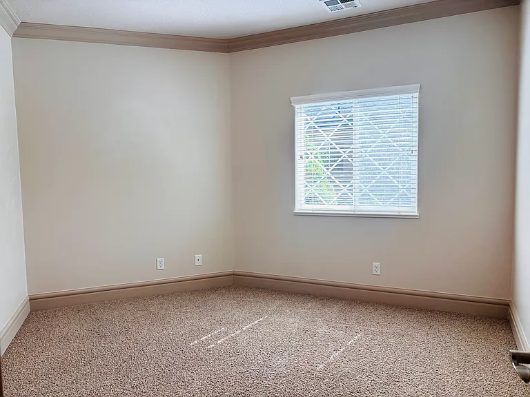 409 Cobblestone — Photo 12