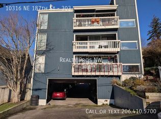 10316 NE 187th St APT 303, Bothell, WA 98011