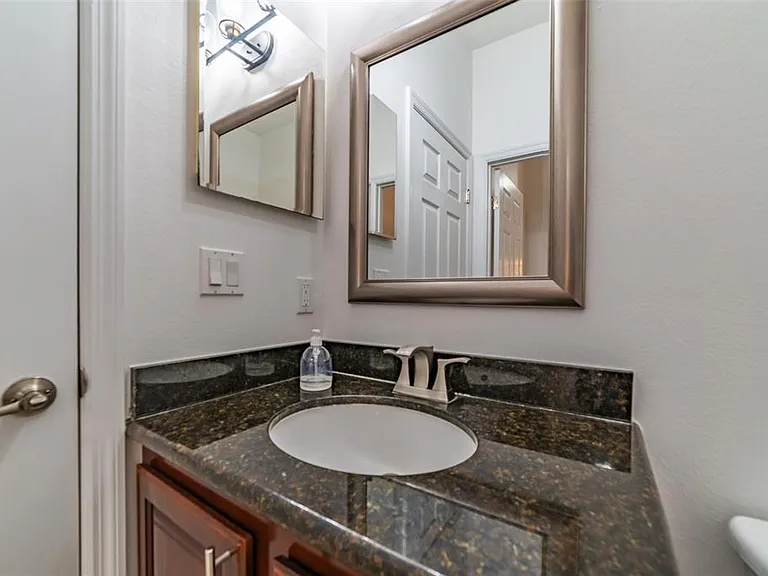 528 Jasmine Way #528 — Photo 24