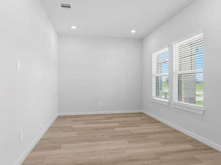 5403 Kingdom Heights Blvd — Photo 8