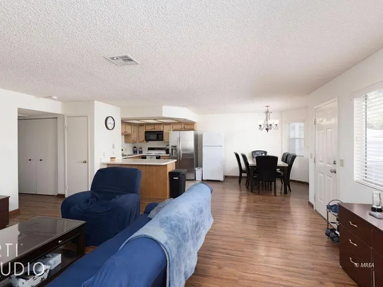 459 Mesa Blvd #202 — Photo 8