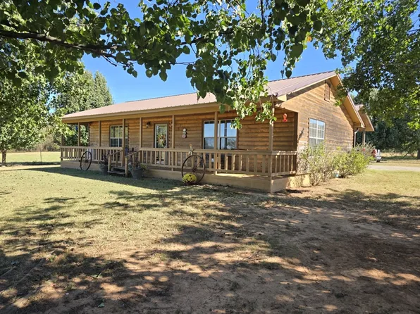 46484 Cox Ln, Heavener, OK 74937