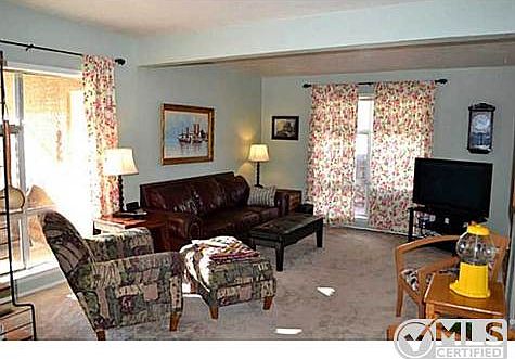 4th image of 5117 Mumm Ln