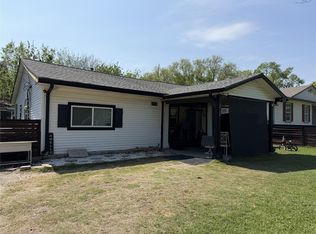 4710 9th St, Bacliff, TX 77518