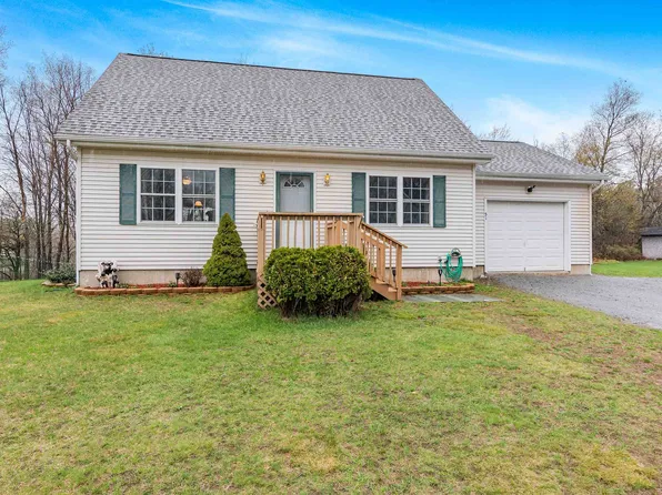 51 Meadow Brook Lane, Fletcher, VT 05444