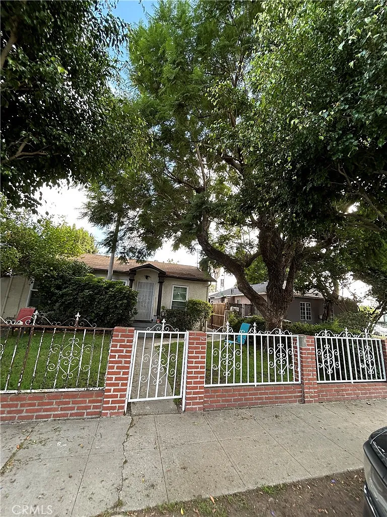 1 bed, 660 sqft, $2,100 — Photo 1