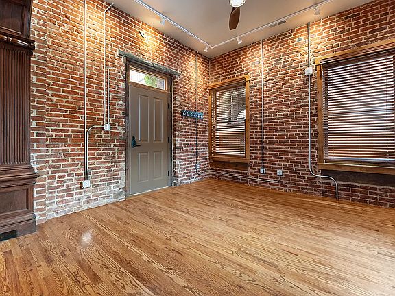3rd image of 1128 N Grant St #D7507815c