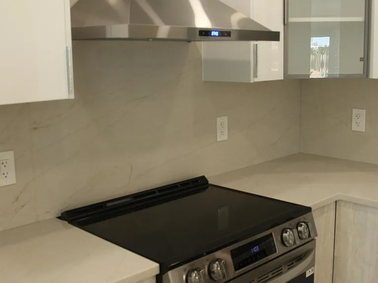 340 Sunset Dr #610 — Photo 6