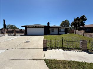 15820 Rainbow Dr, Fontana, CA 92335
