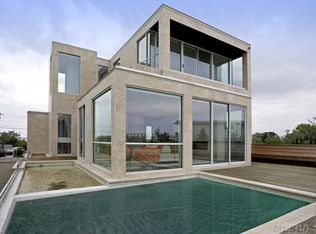 351 Dune Rd, Westhampton Beach, NY 11978