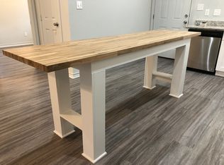 1717 Dillard St, Fort Worth, TX 76105