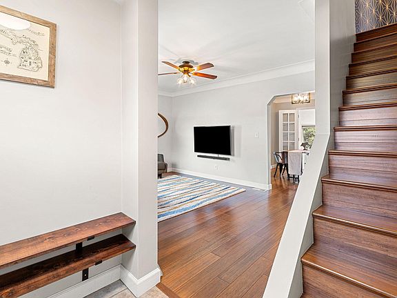3rd image of 18910 Woodring St