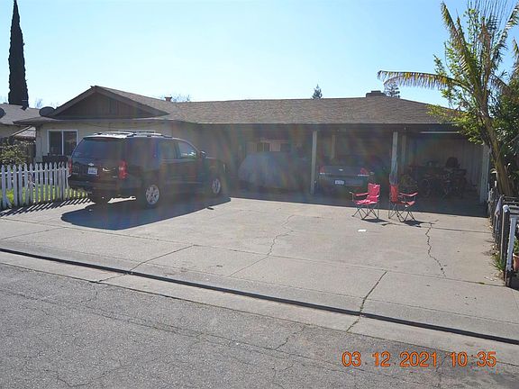 2nd image of 736 Astor Dr