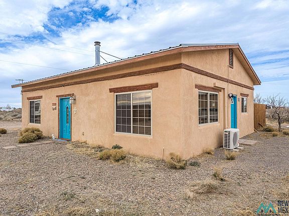 3rd image of 2920 De Baca Rd SE