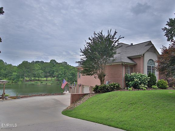 3rd image of 5724 Dogwood Dr