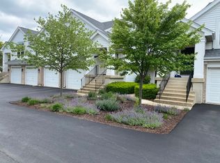 2318 Scott Ln #2318, Aurora, IL 60502