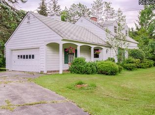 15221 Hemlock Point Rd, Chagrin Falls, OH 44022