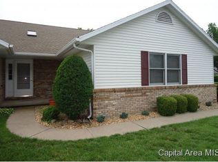 1800 S Buhr Mill Ct, Springfield, IL 62704