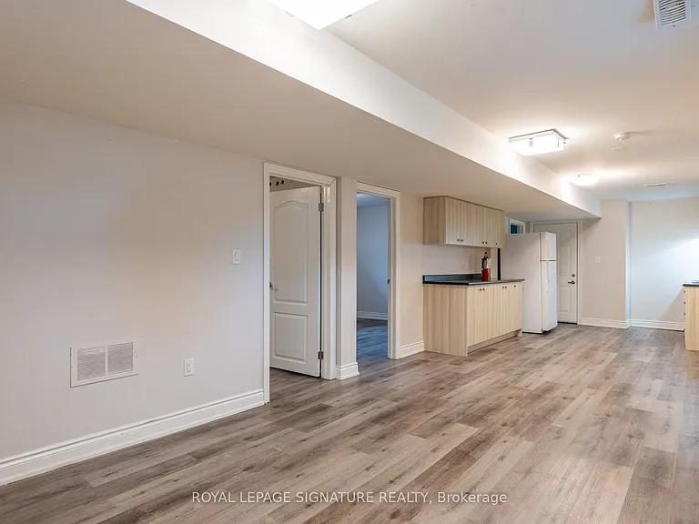 5385 Durie Rd #LOWER — Photo 17
