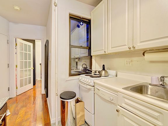 4th image of 334 E 82nd St #2RW