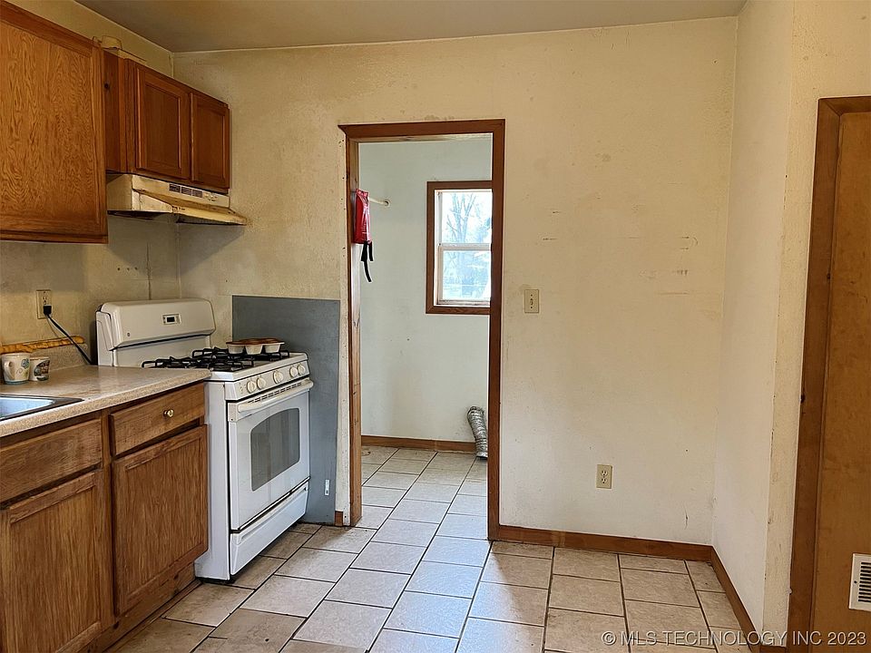 2221 Findlay St, Muskogee, OK 74401 Zillow