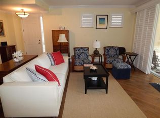 400 L Ambiance Cir #101, Naples, FL 34108