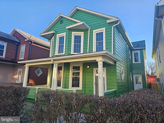 2nd image of 219 Carroll St