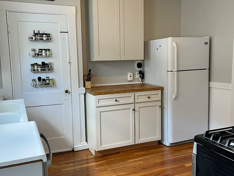 44 Waterhouse St #2 — Photo 2