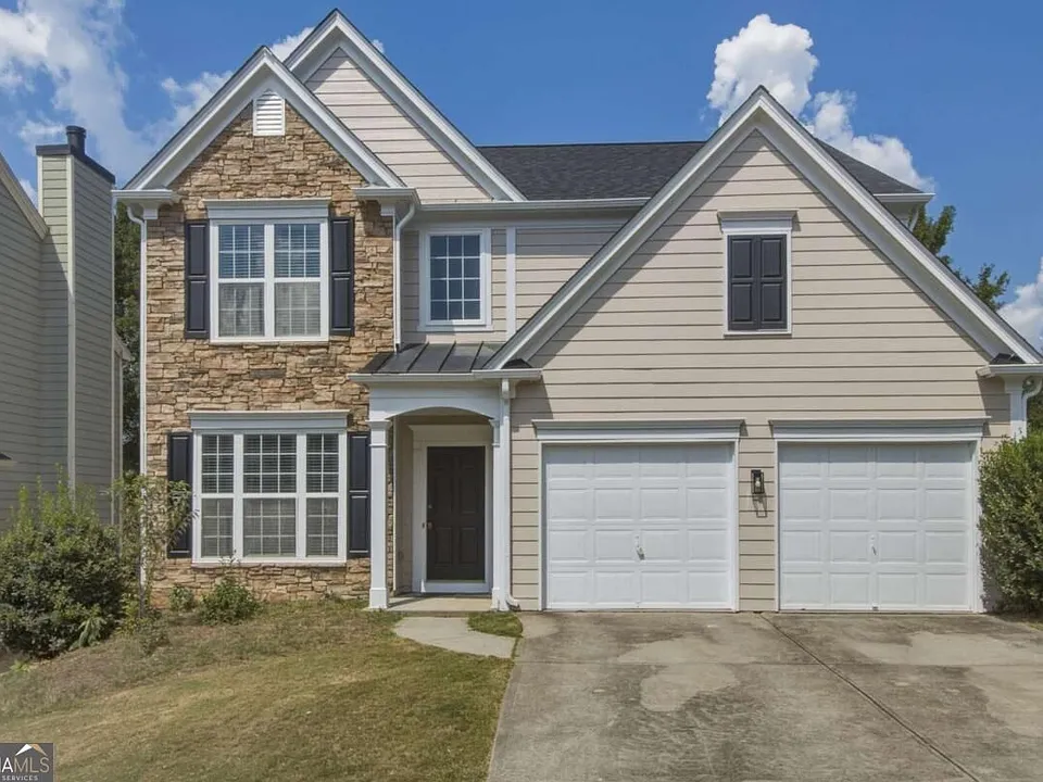 3525 Moor Pointe Dr