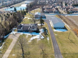 5220 Center Rd, Brunswick, OH 44212