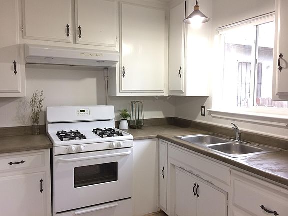 Weather Feather Concrete countertops. Rustic Charm.