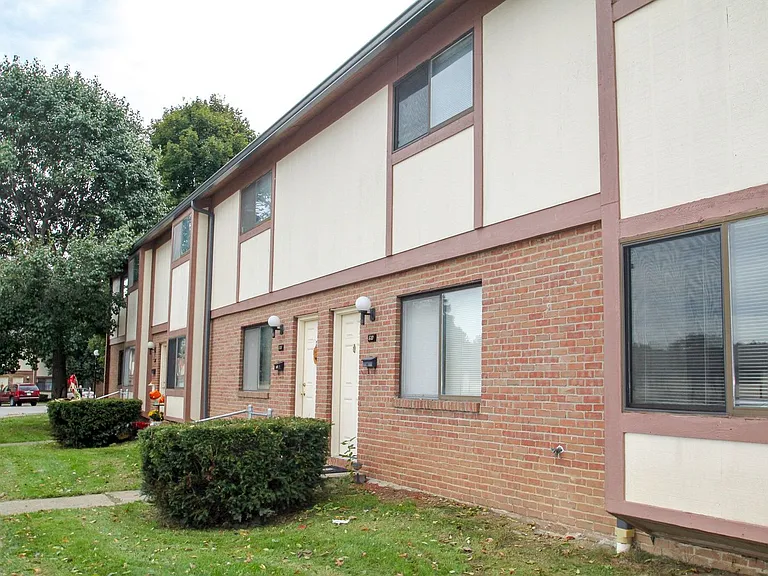 Orchard Terrace Apartments — Photo 35