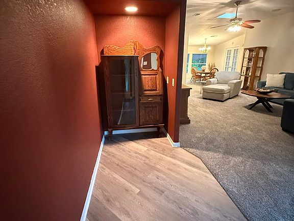 4th image of 400 Seawane Cir #400