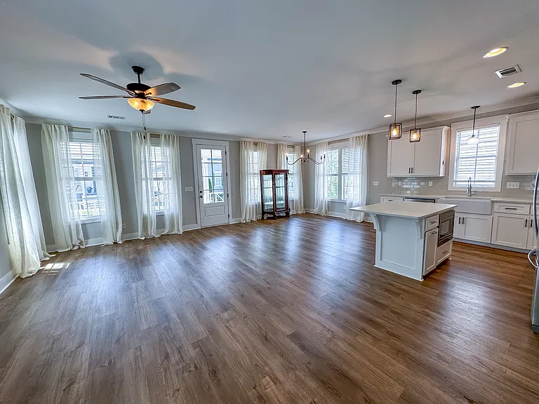 118 Forest Glen Dr — Photo 28