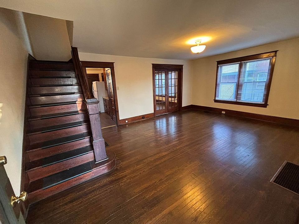 1st image of 706-708 2nd Ave #706