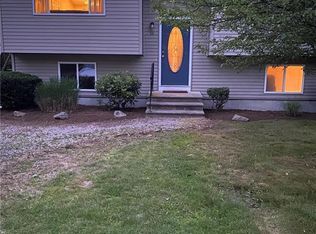 54 Wood Sorrel Trl, Saunderstown, RI 02874