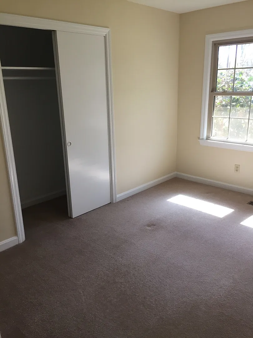 Move in Special 1/2 off the first months rent with 13 month lease — Photo 4
