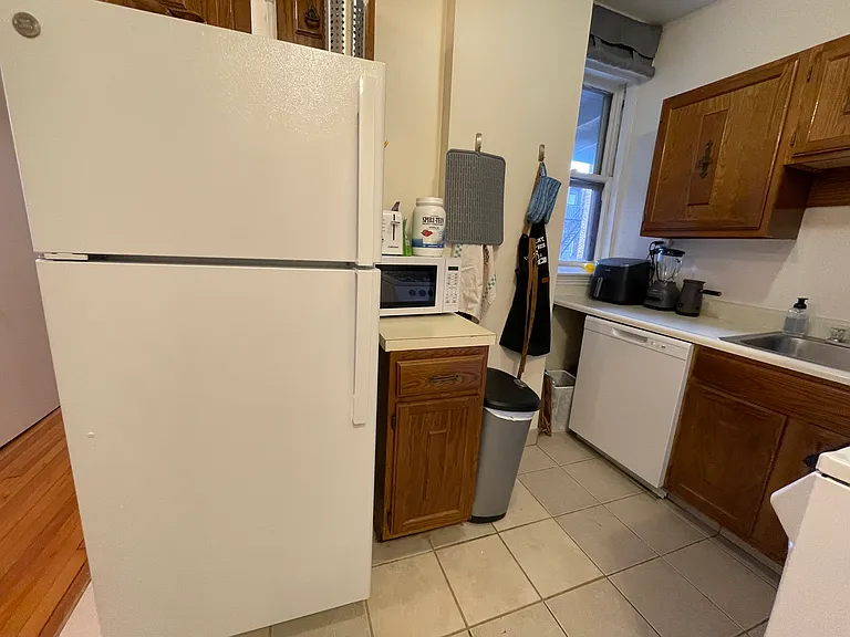 1353 Commonwealth Ave #4 — Photo 4