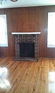Fireplace in L/R