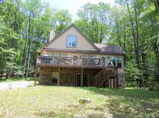 424 Primrose Ln, Terra Alta, WV