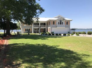 1513 Quail Trl, Manning, SC 29102