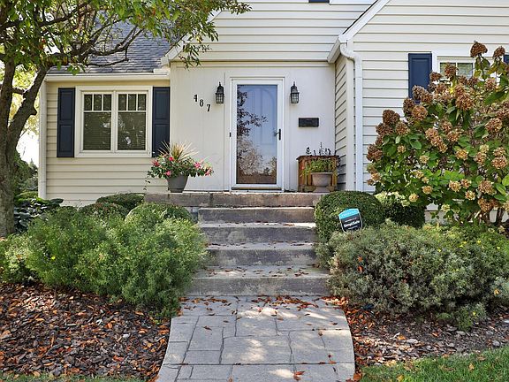 3rd image of 487 Demorest Rd