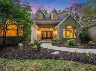 3275 Bluewater Pines Dr NE, Grand Rapids, MI 49525