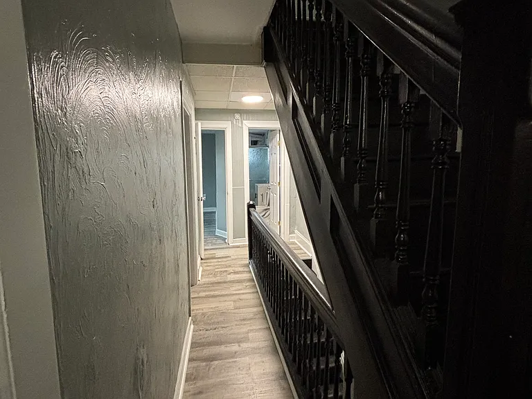 628 Edmond St — Photo 15