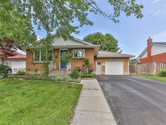3rd image of 13 Vanbuskirk Dr