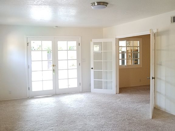 5th image of 1030 Heritage Oaks Dr