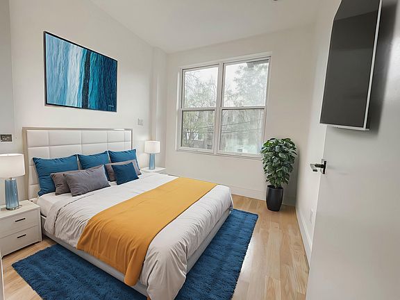 2nd image of 924 Myrtle Ave APT 2D