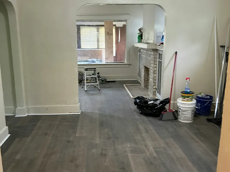 844 Saint Agnes Ave — Photo 27