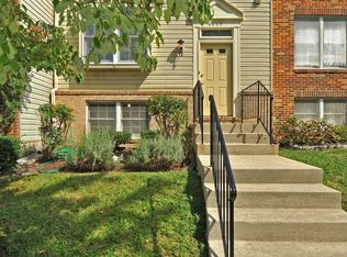 6025 Hydrangea Dr, Alexandria, VA 22310