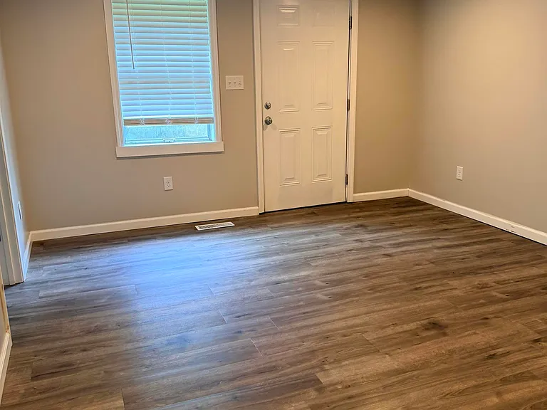 8551 Griffin Ave — Photo 12